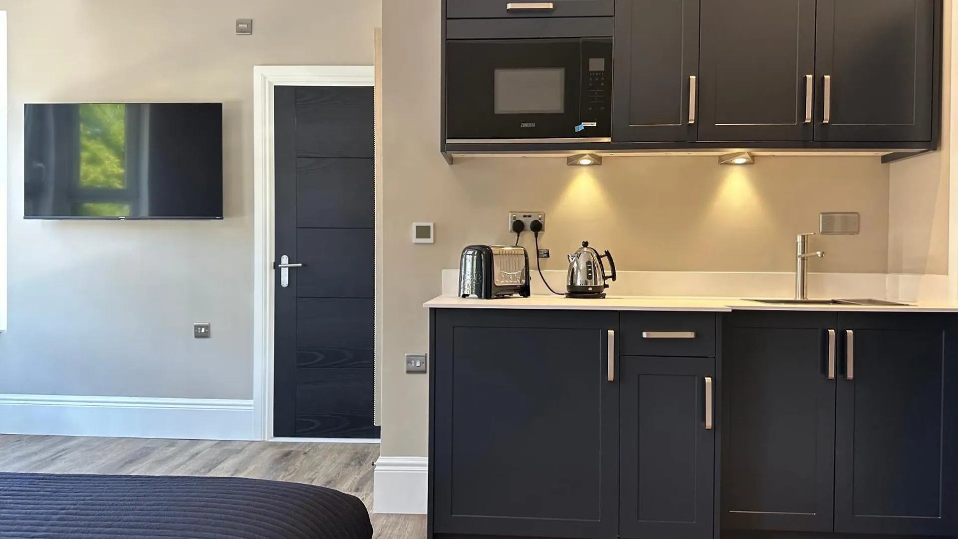 Central Studios Cardiff Hotel